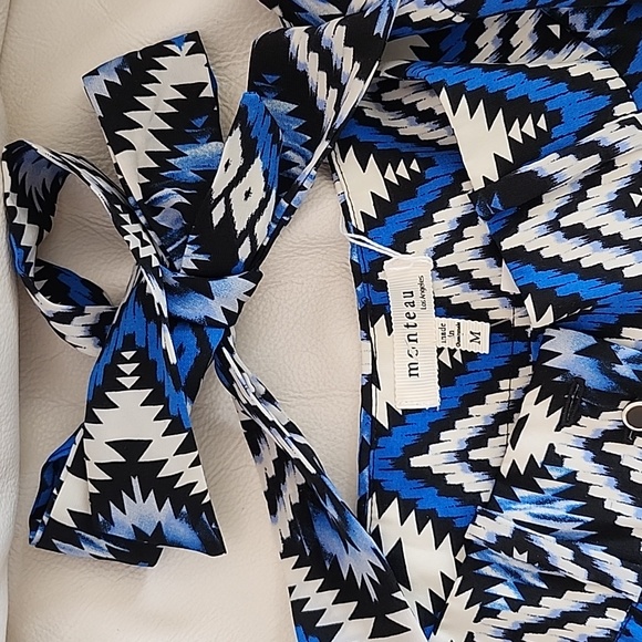 Monteau Blue white black Skirt size M - Picture 2 of 3